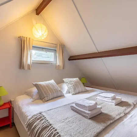 Huswell - Cosy Near The Sea With Car & Bike Parking 코크시데